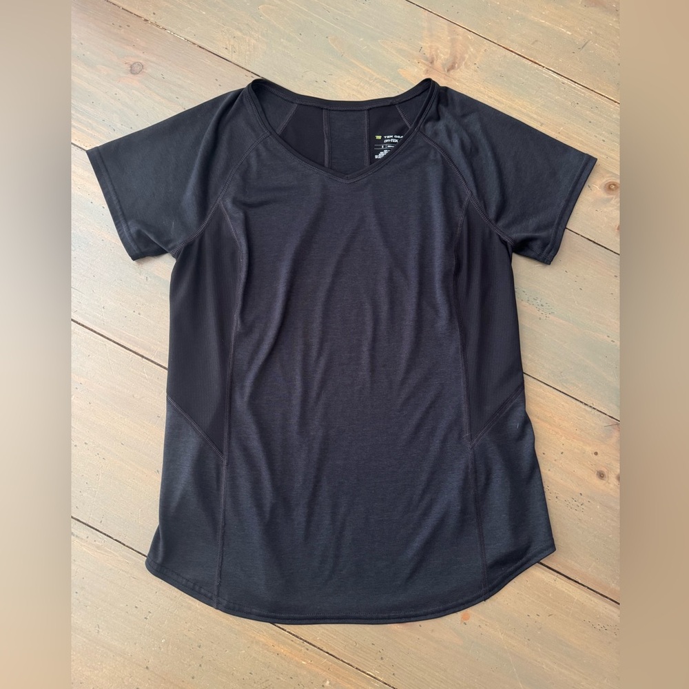 Women's Black Short Sleeve V-Neck Tee